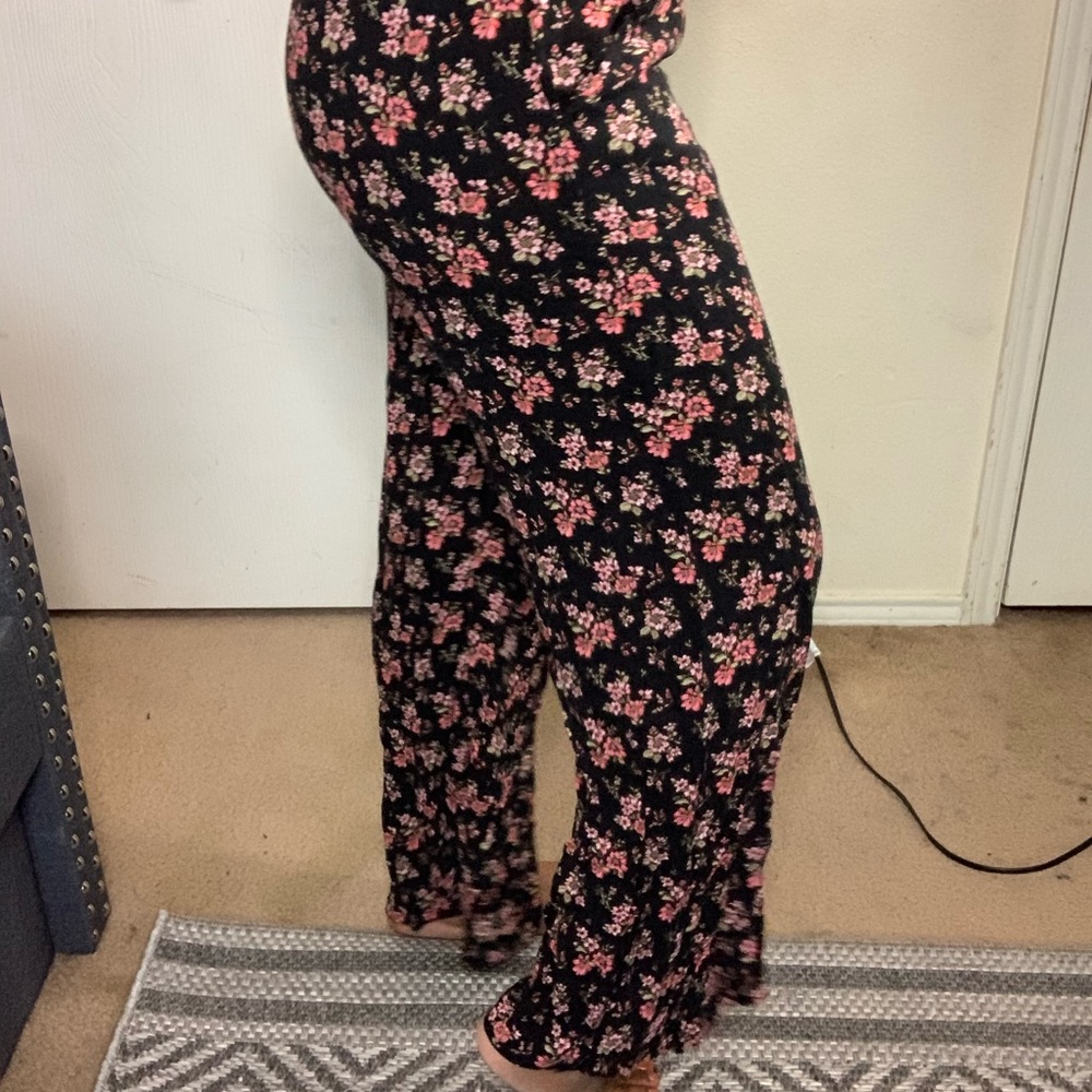 Floral black& pink summer pants